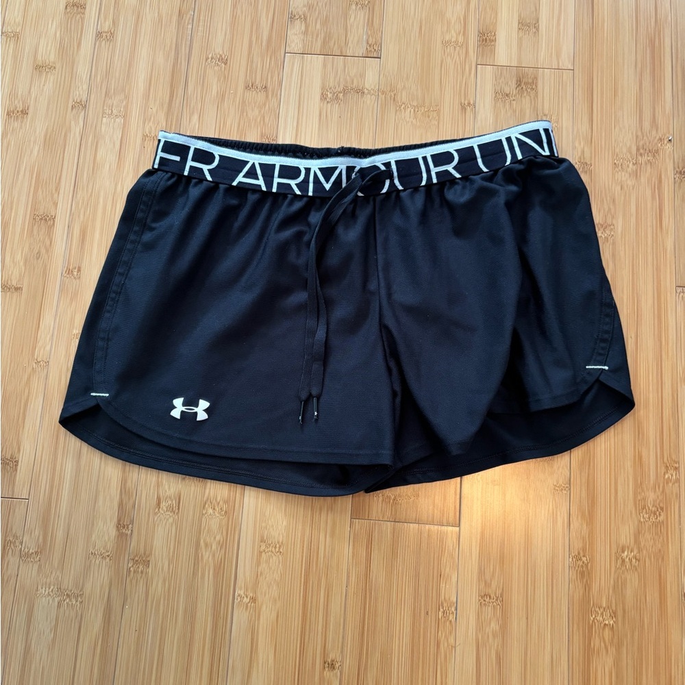 Under Armour Black and White Athletic Shorts- worn but in great condition